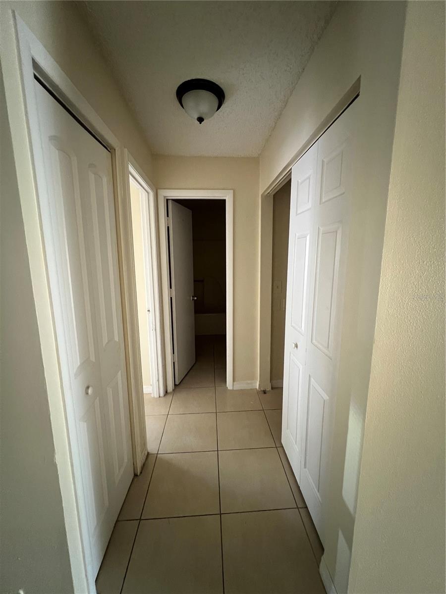 Image 14 of 18 For 202 Country Lane Ne 202