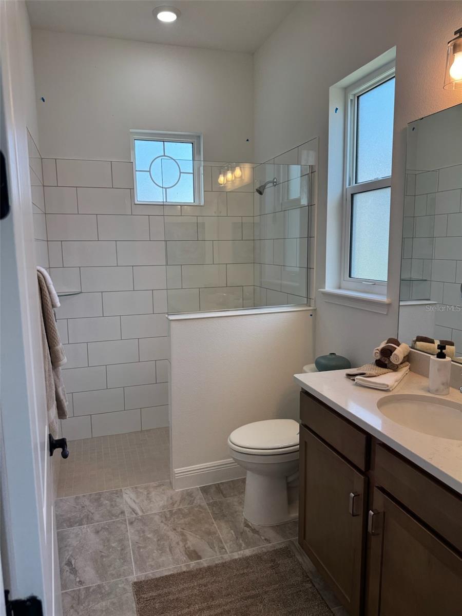 Image 11 of 11 For 927 Azalea Walk Circle