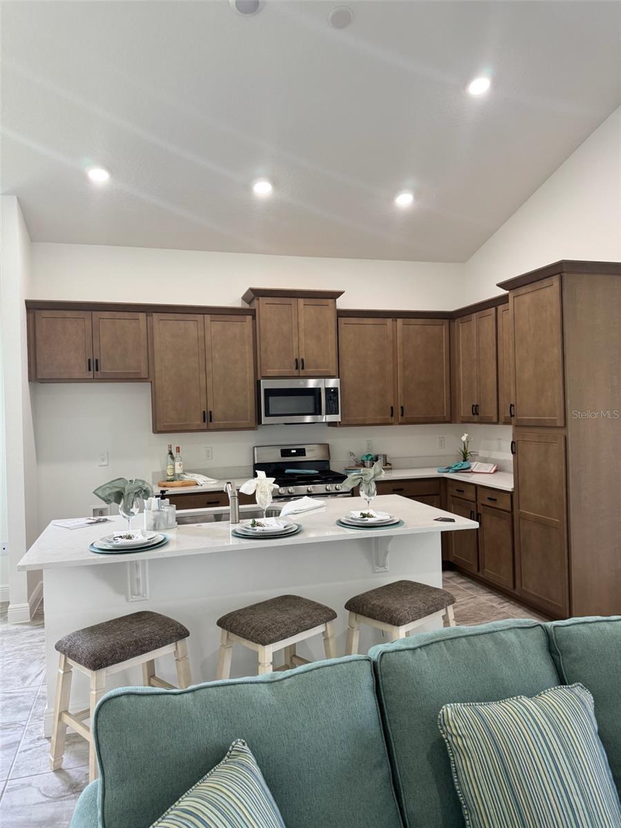 Image 2 of 11 For 927 Azalea Walk Circle