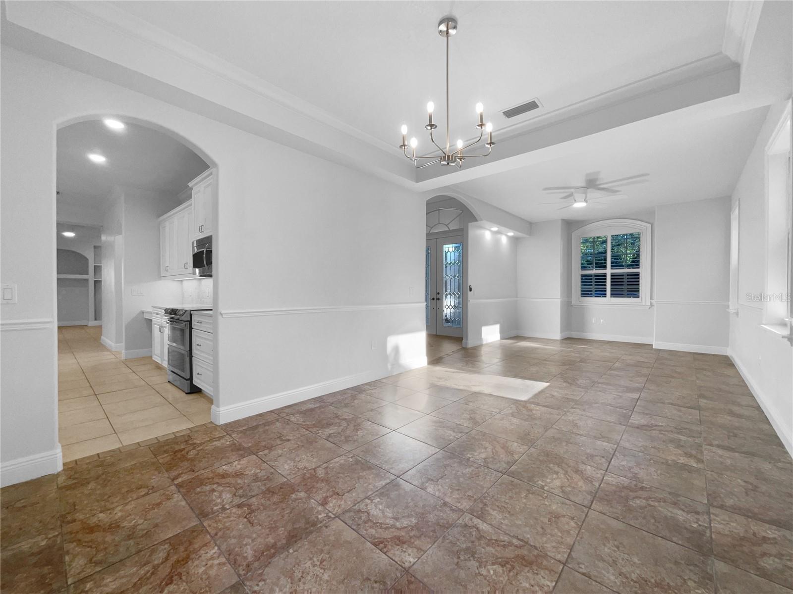 Image 16 of 43 For 10216 Woodborne Place