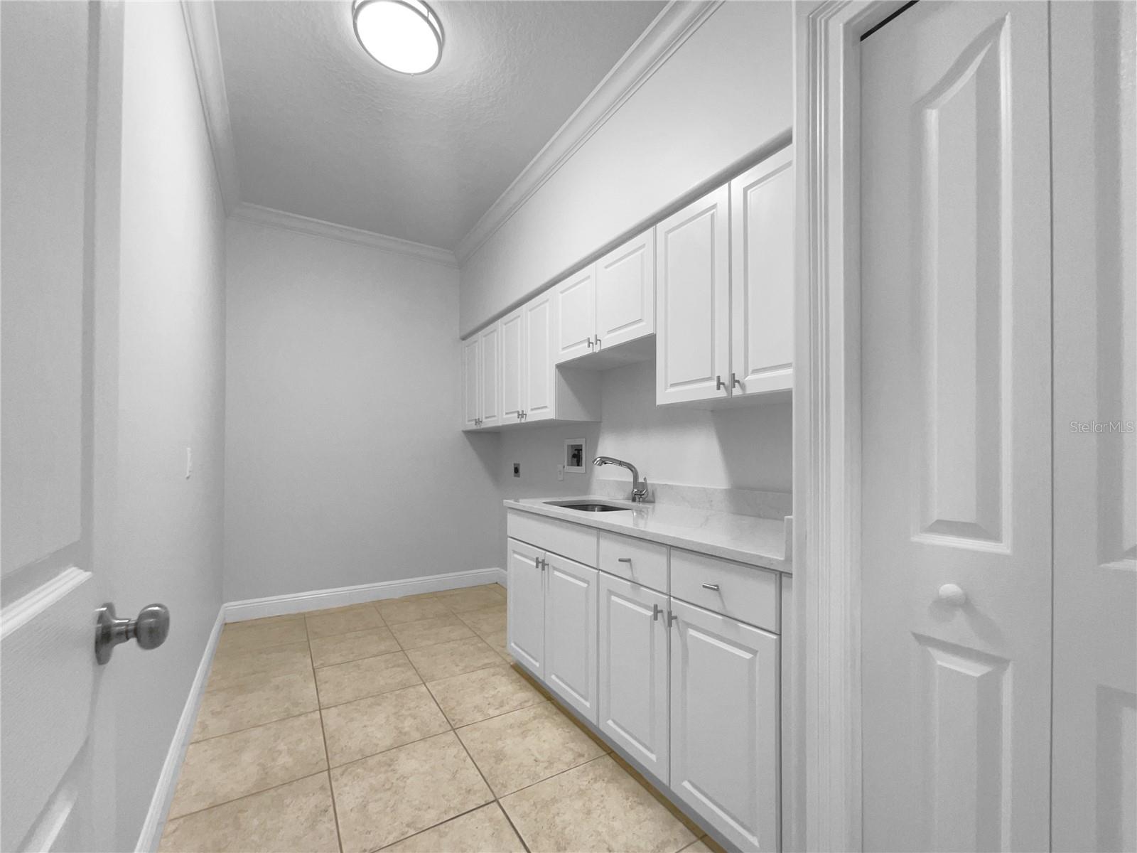 Image 27 of 43 For 10216 Woodborne Place