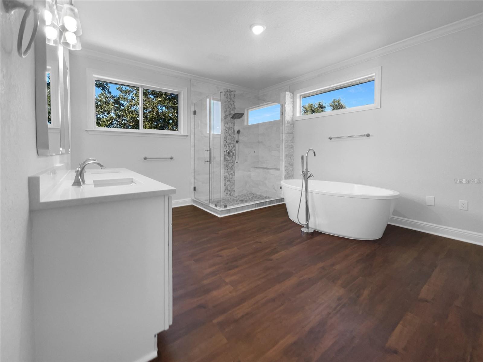 Image 34 of 43 For 10216 Woodborne Place