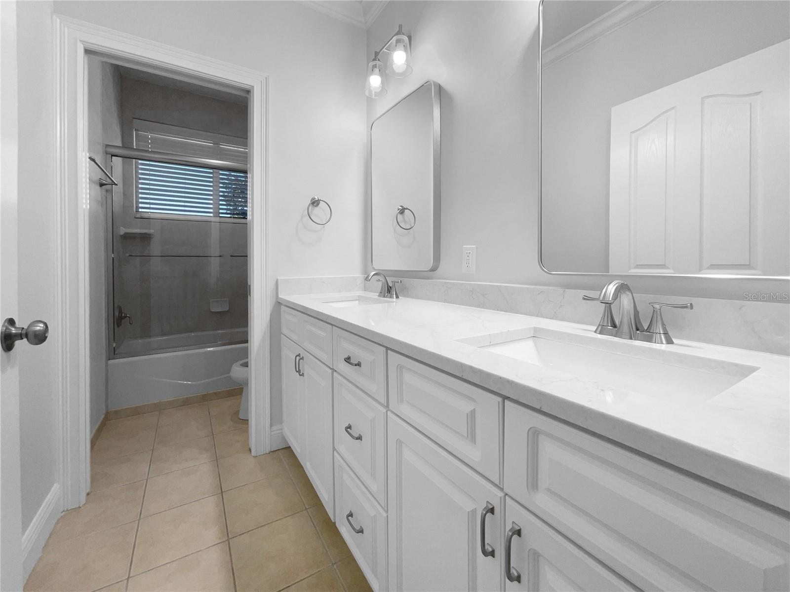 Image 37 of 43 For 10216 Woodborne Place