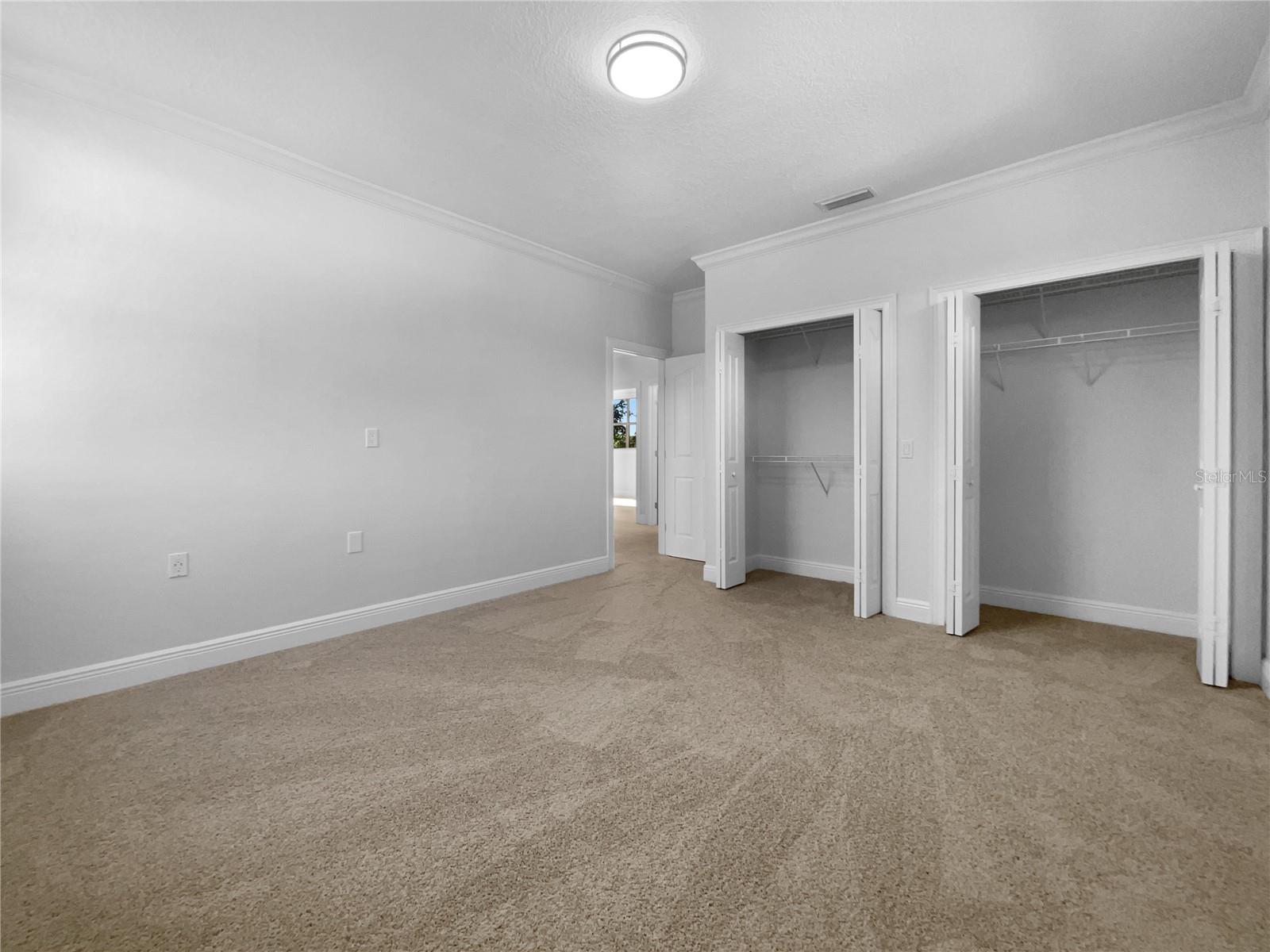 Image 5 of 43 For 10216 Woodborne Place