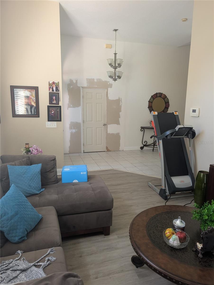 Image 16 of 73 For 12516 Greco Drive