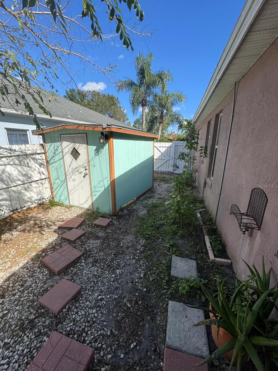 Image 39 of 73 For 12516 Greco Drive