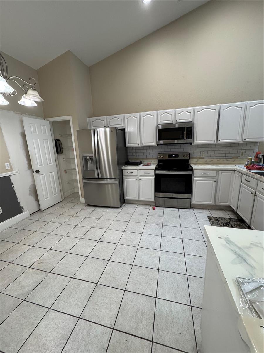 Image 60 of 73 For 12516 Greco Drive