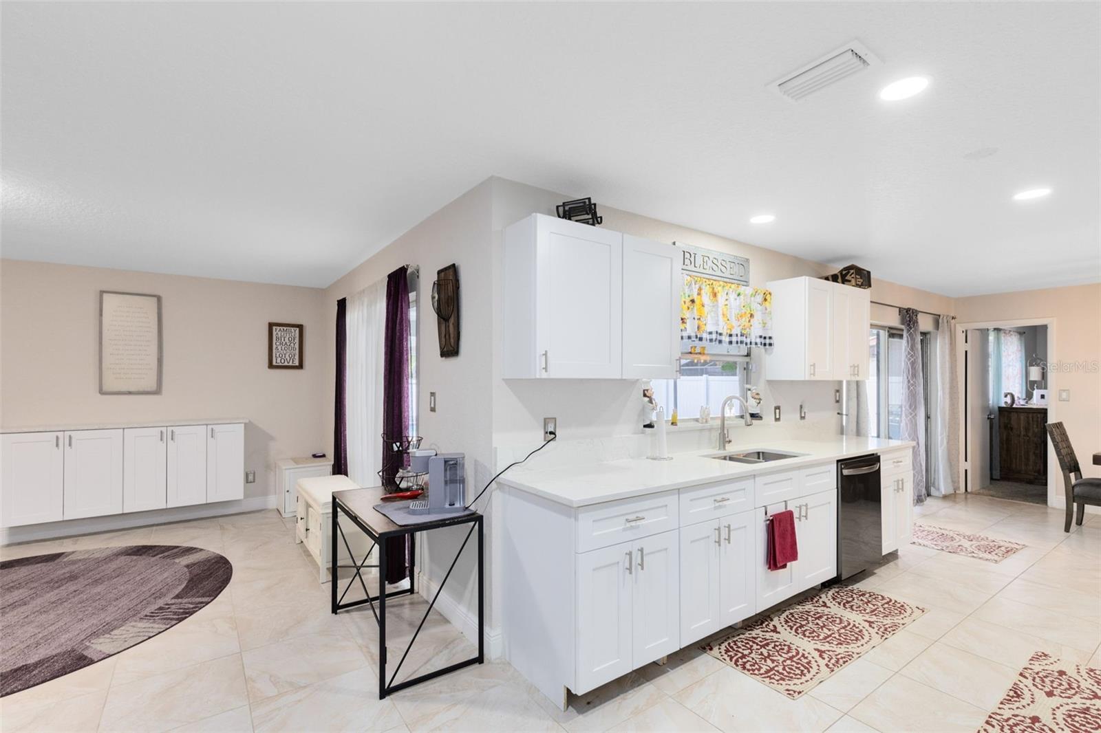 Image 11 of 31 For 7214 Jonquil Drive