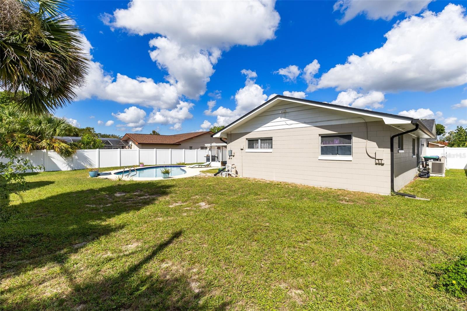 Image 26 of 31 For 7214 Jonquil Drive