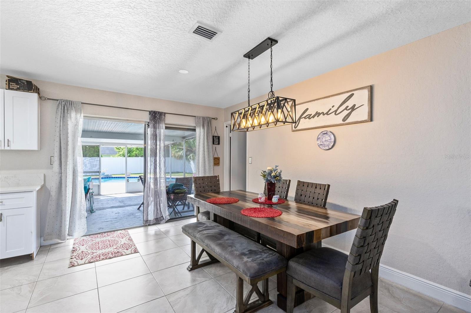 Image 7 of 31 For 7214 Jonquil Drive