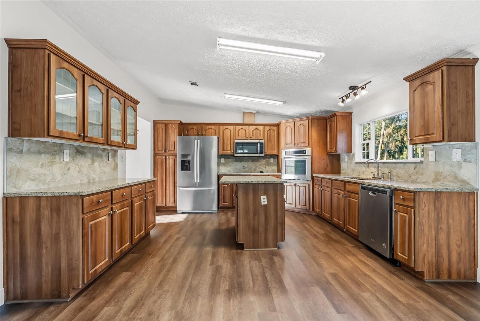 Image 20 of 40 For 1785 Marsh Way