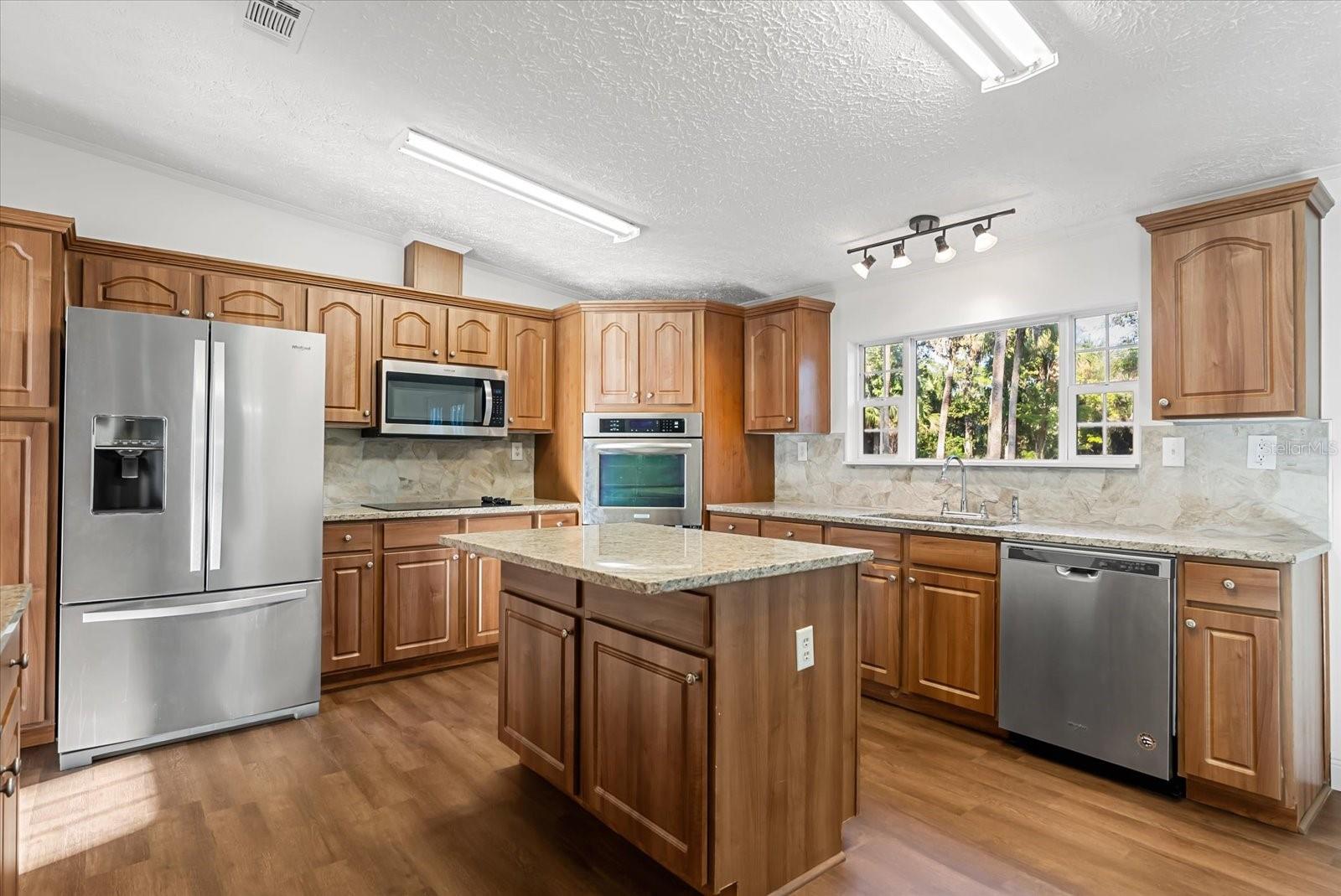 Image 21 of 40 For 1785 Marsh Way