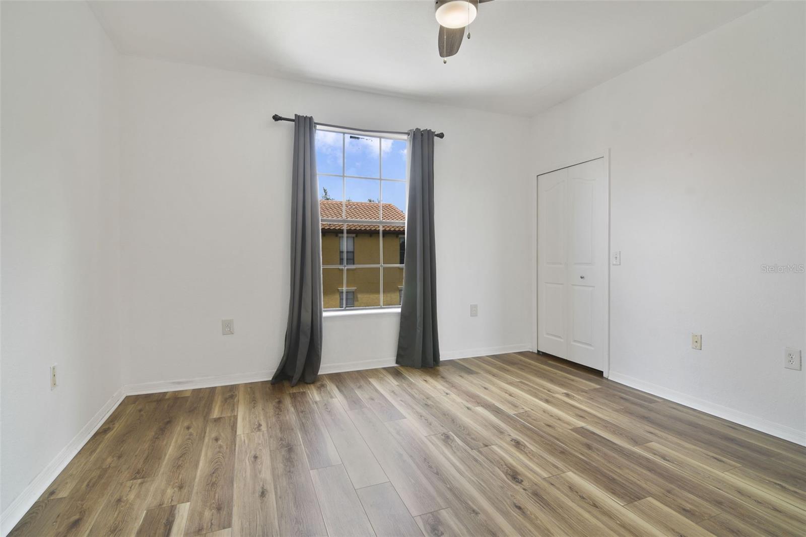 Image 14 of 17 For 6117 Metrowest Boulevard 106