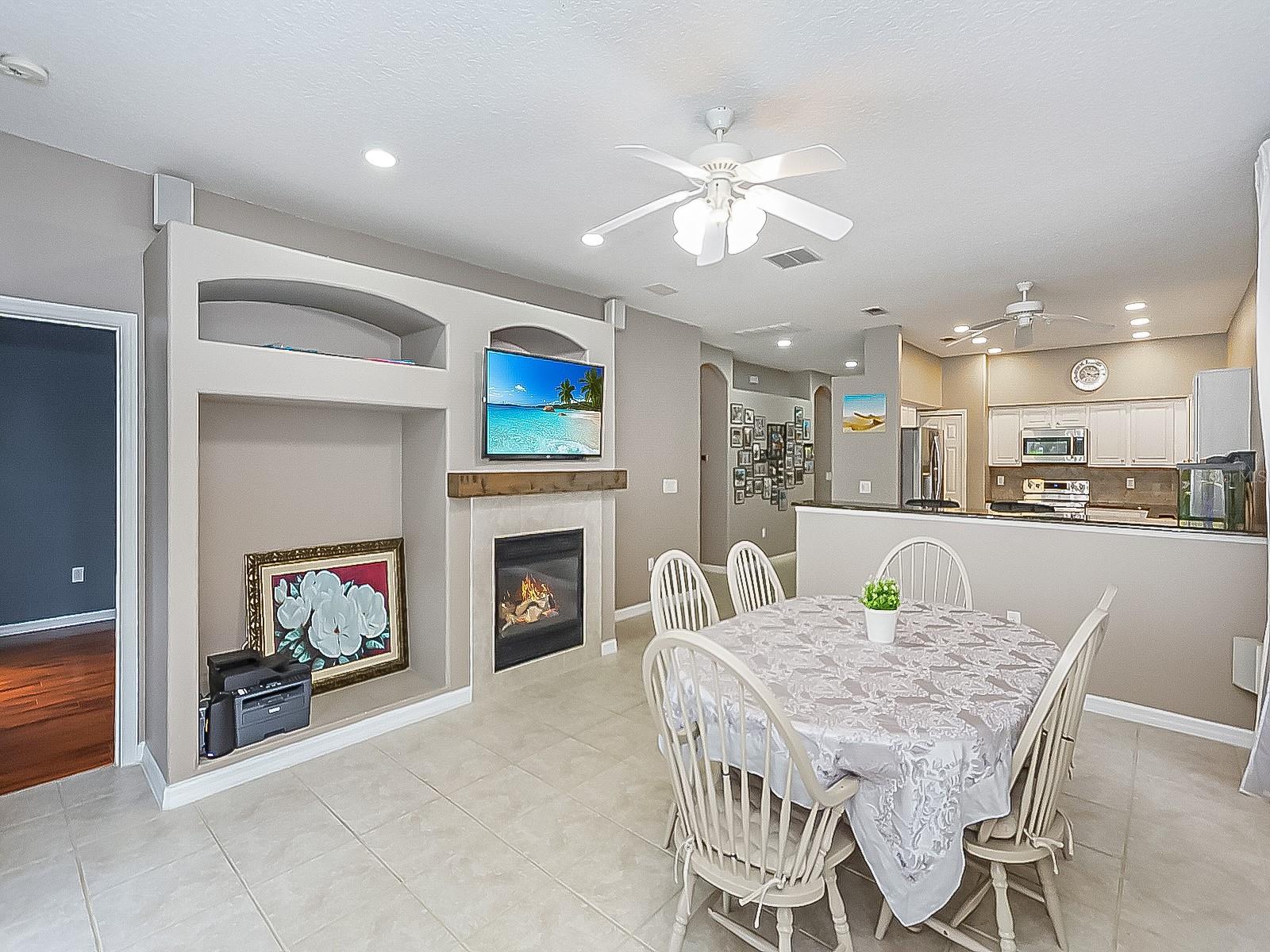 Image 14 of 50 For 2668 Dover Glen Circle