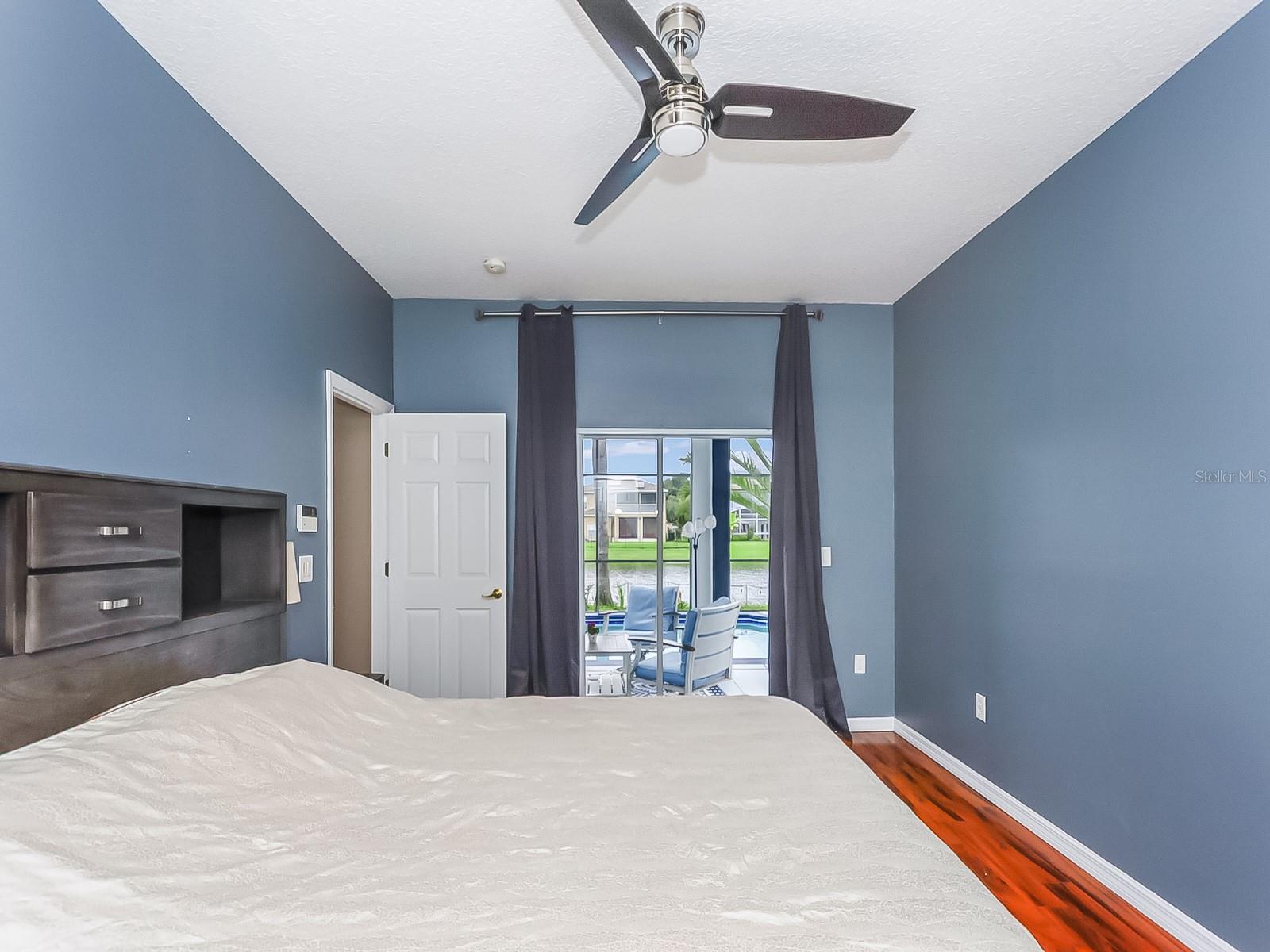 Image 23 of 50 For 2668 Dover Glen Circle