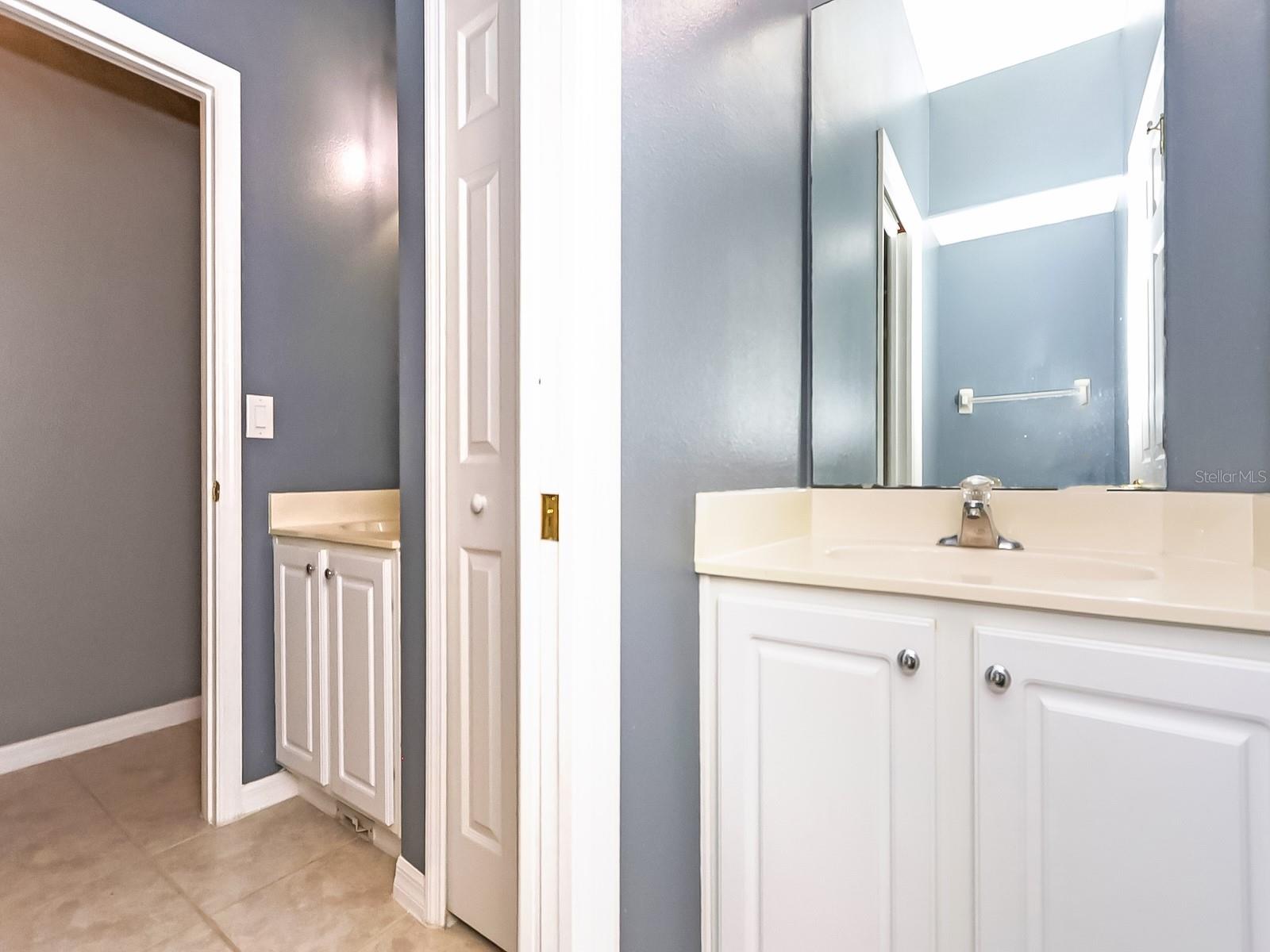 Image 26 of 50 For 2668 Dover Glen Circle