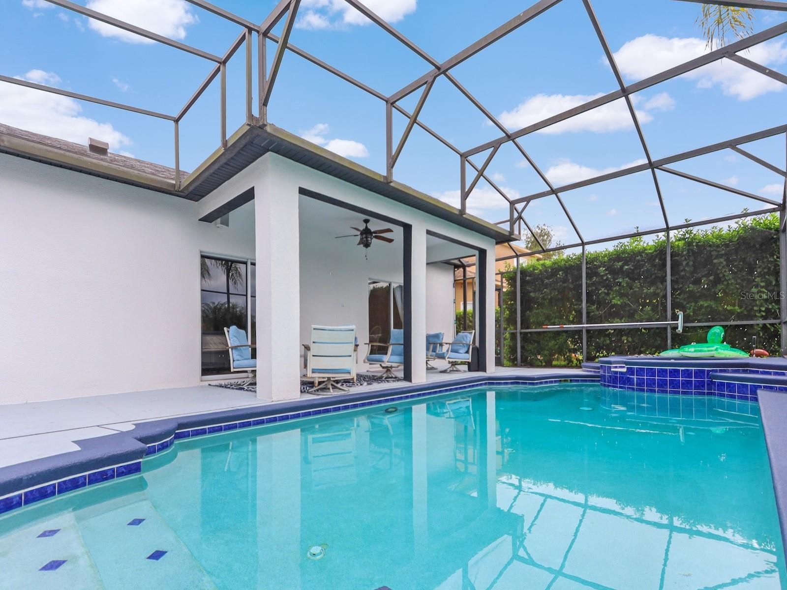 Image 33 of 50 For 2668 Dover Glen Circle