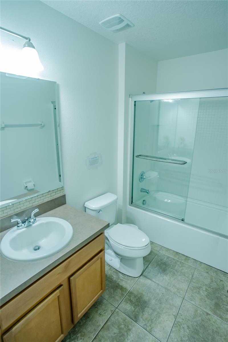 Image 22 of 35 For 1056 Cypress Pointe Boulevard