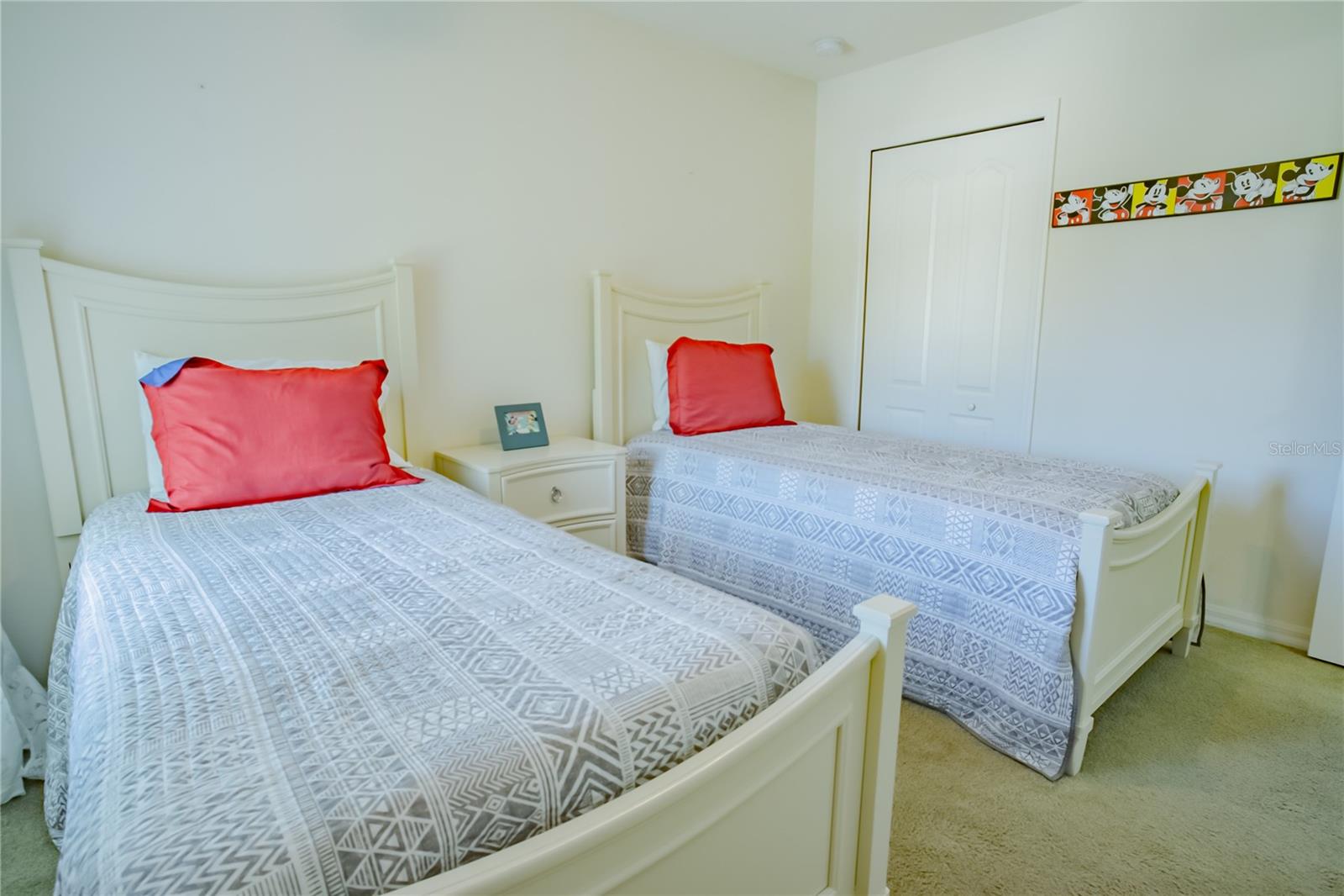 Image 24 of 35 For 1056 Cypress Pointe Boulevard