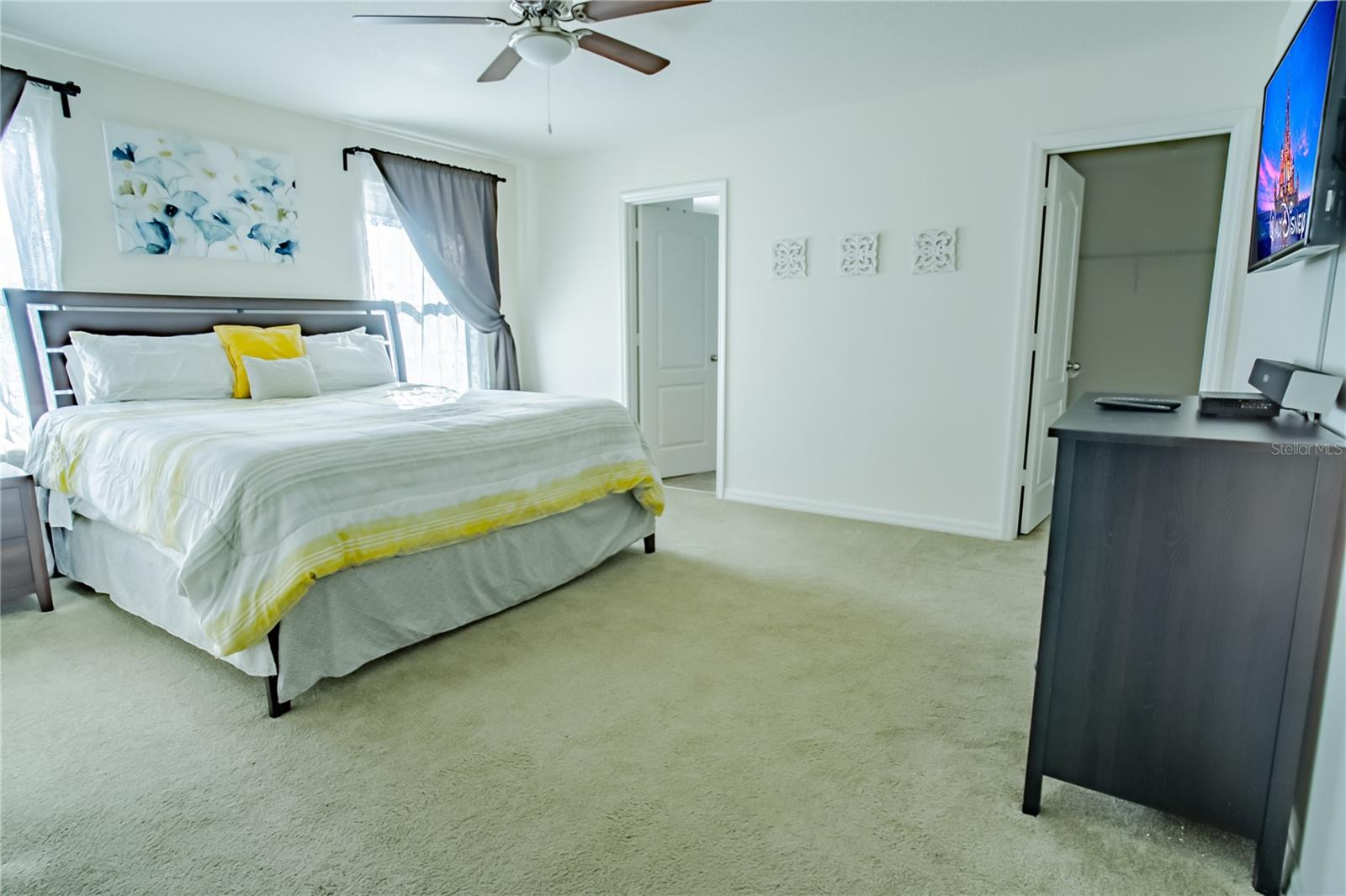 Image 25 of 35 For 1056 Cypress Pointe Boulevard