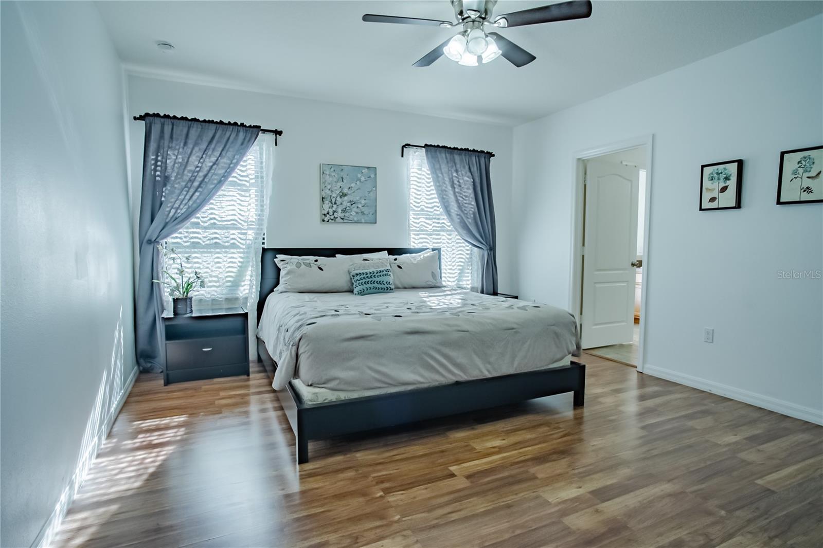 Image 3 of 35 For 1056 Cypress Pointe Boulevard