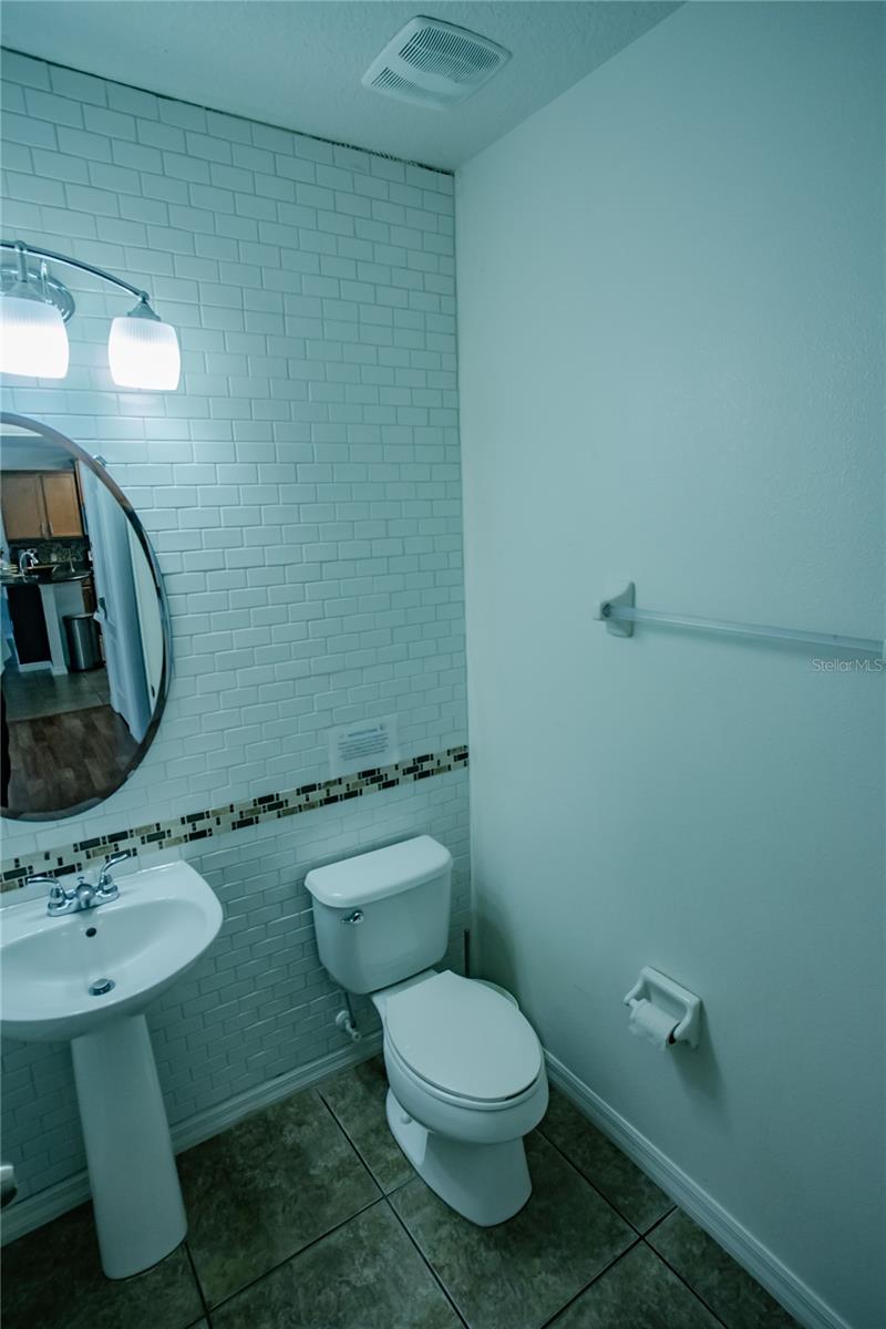 Image 7 of 35 For 1056 Cypress Pointe Boulevard