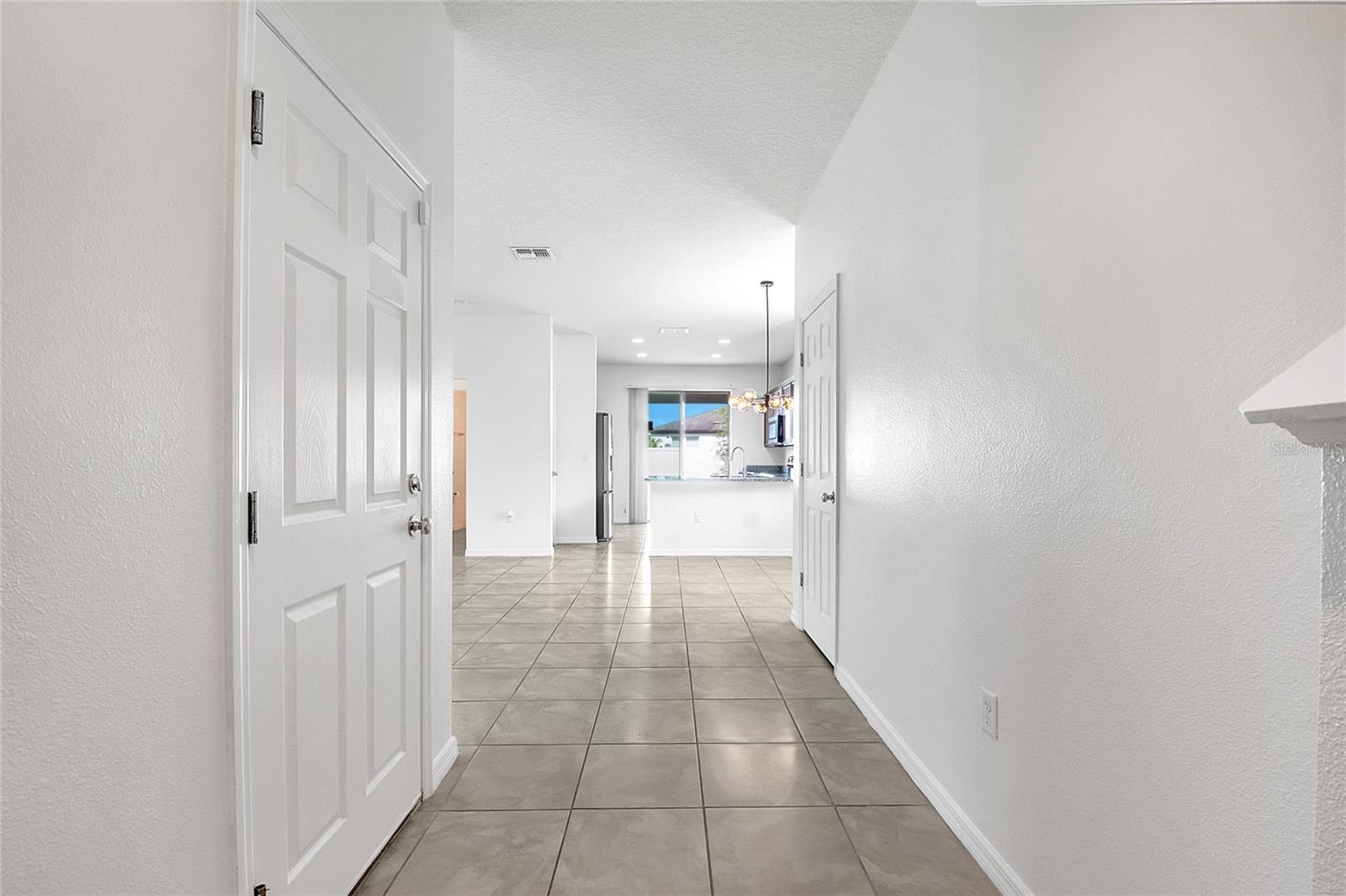 Image 3 of 41 For 3512 Southern Cross Loop