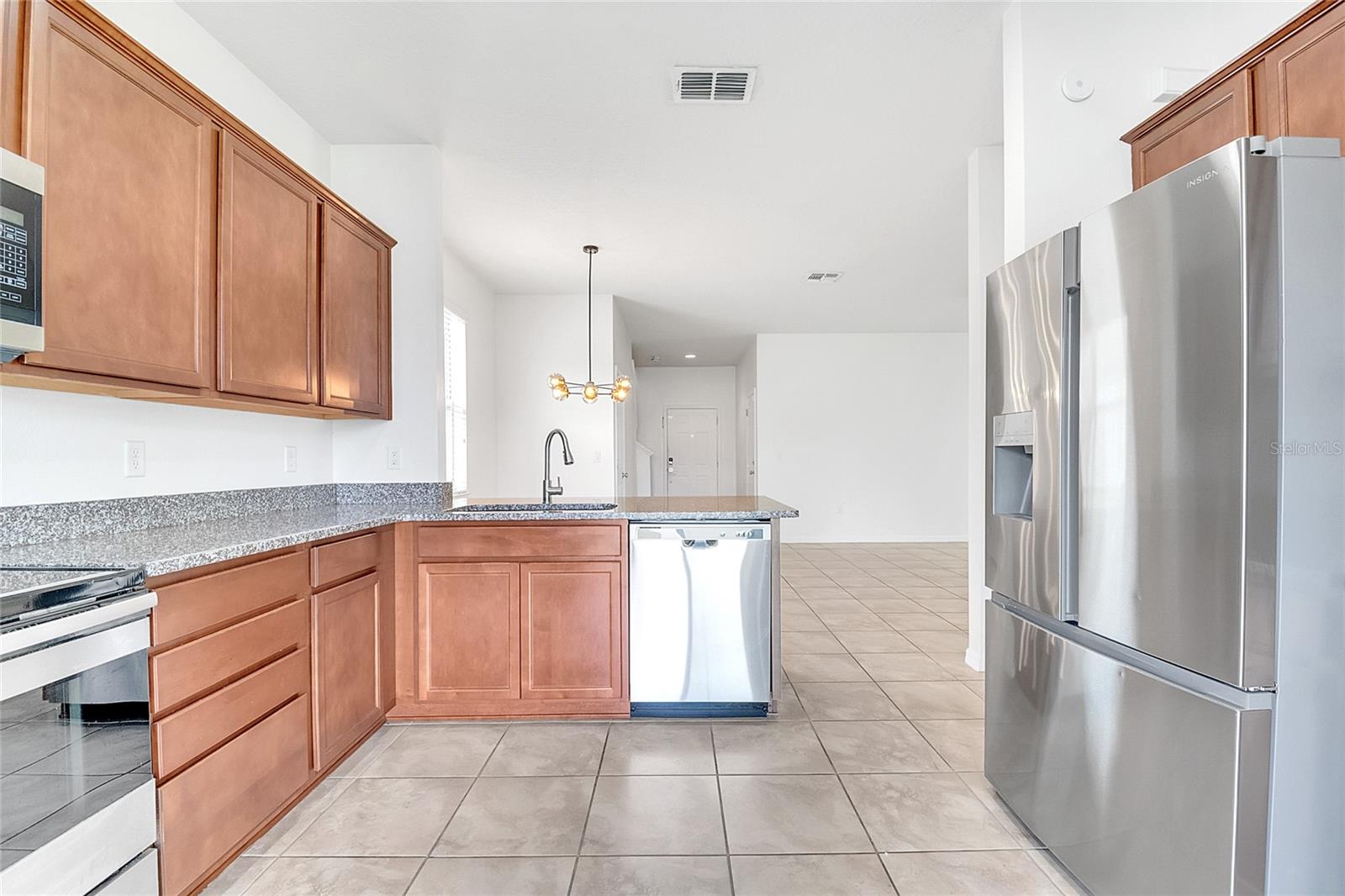 Image 6 of 41 For 3512 Southern Cross Loop