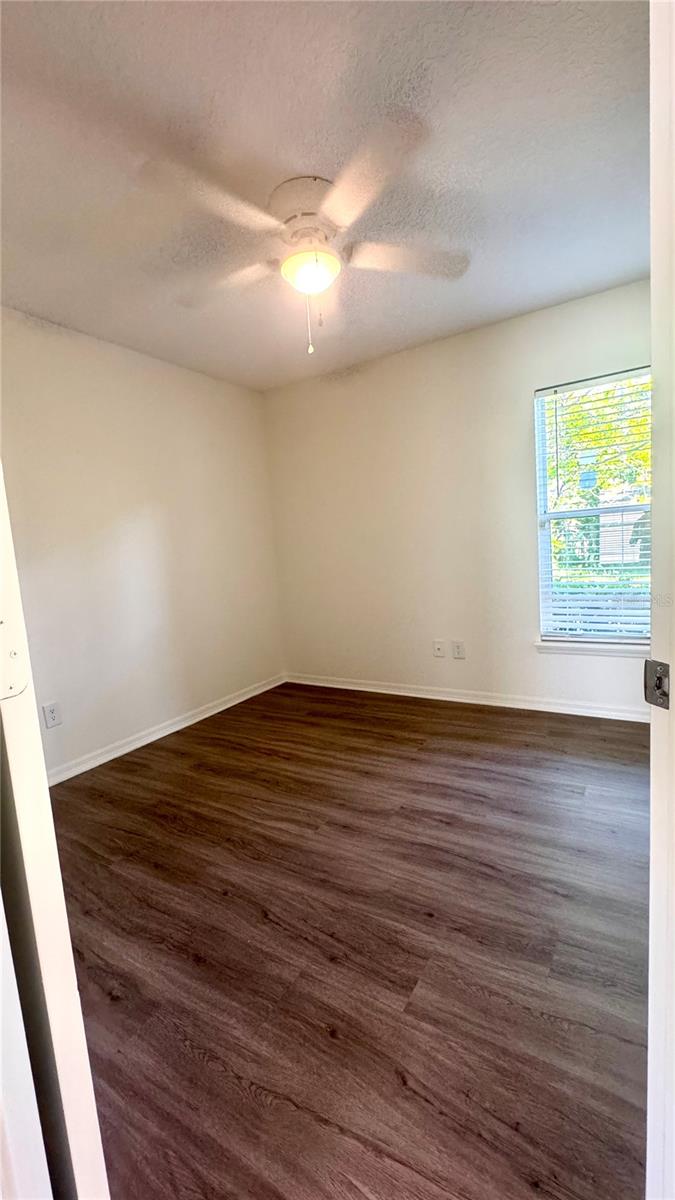 Image 11 of 22 For 1613 Winter Green Boulevard