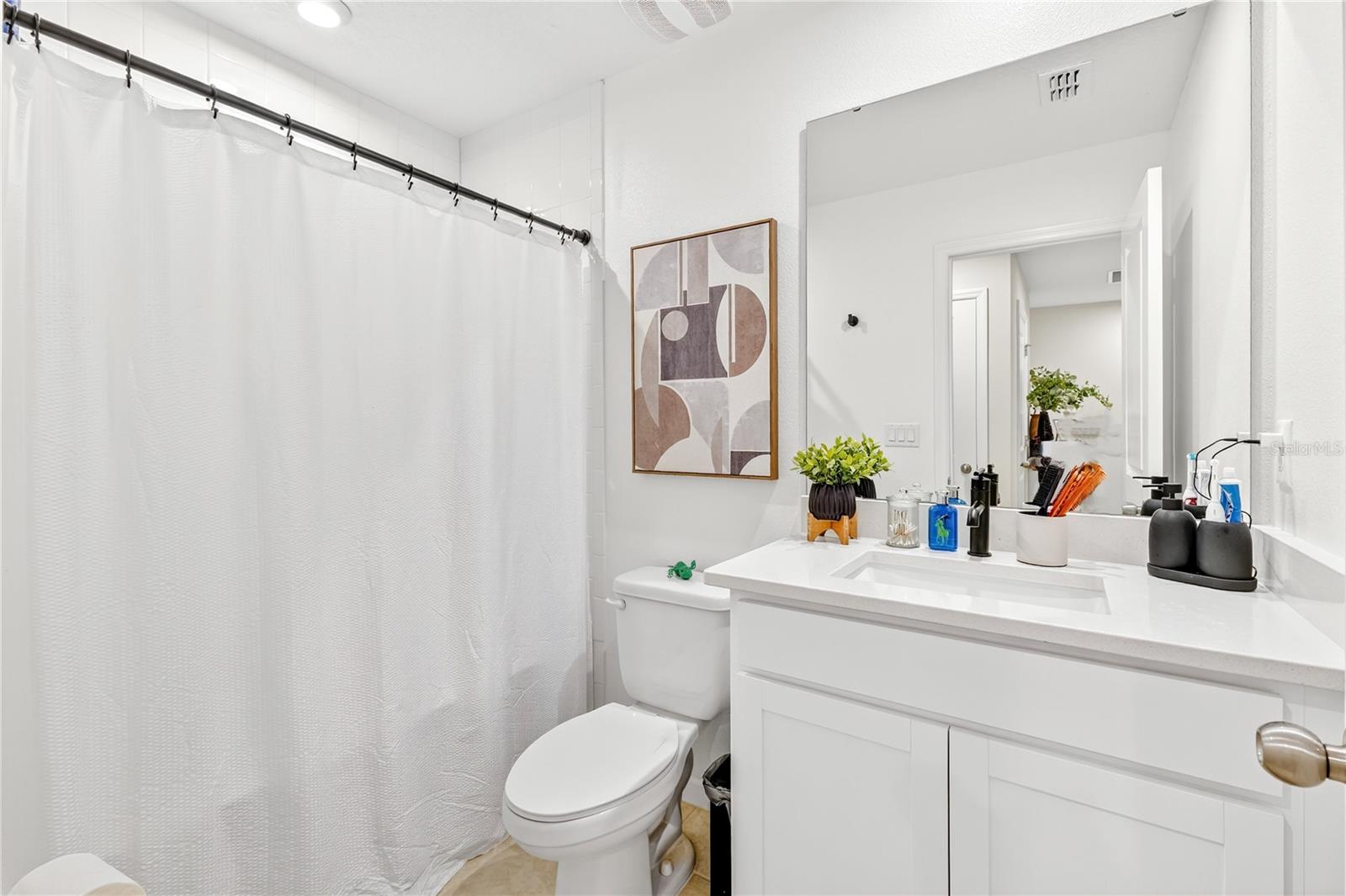 Image 10 of 28 For 1116 Lakeshore Breeze Place