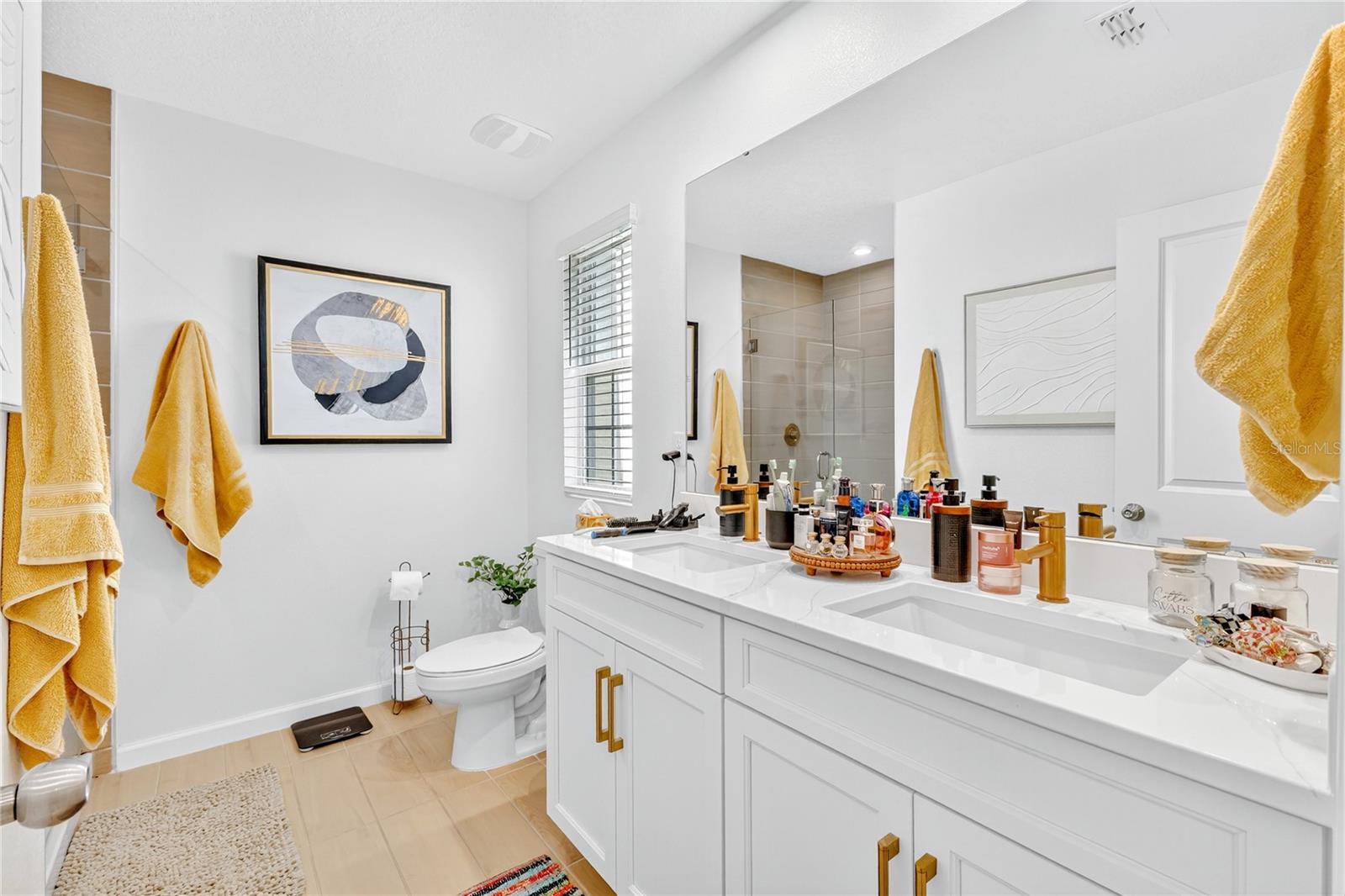 Image 16 of 28 For 1116 Lakeshore Breeze Place