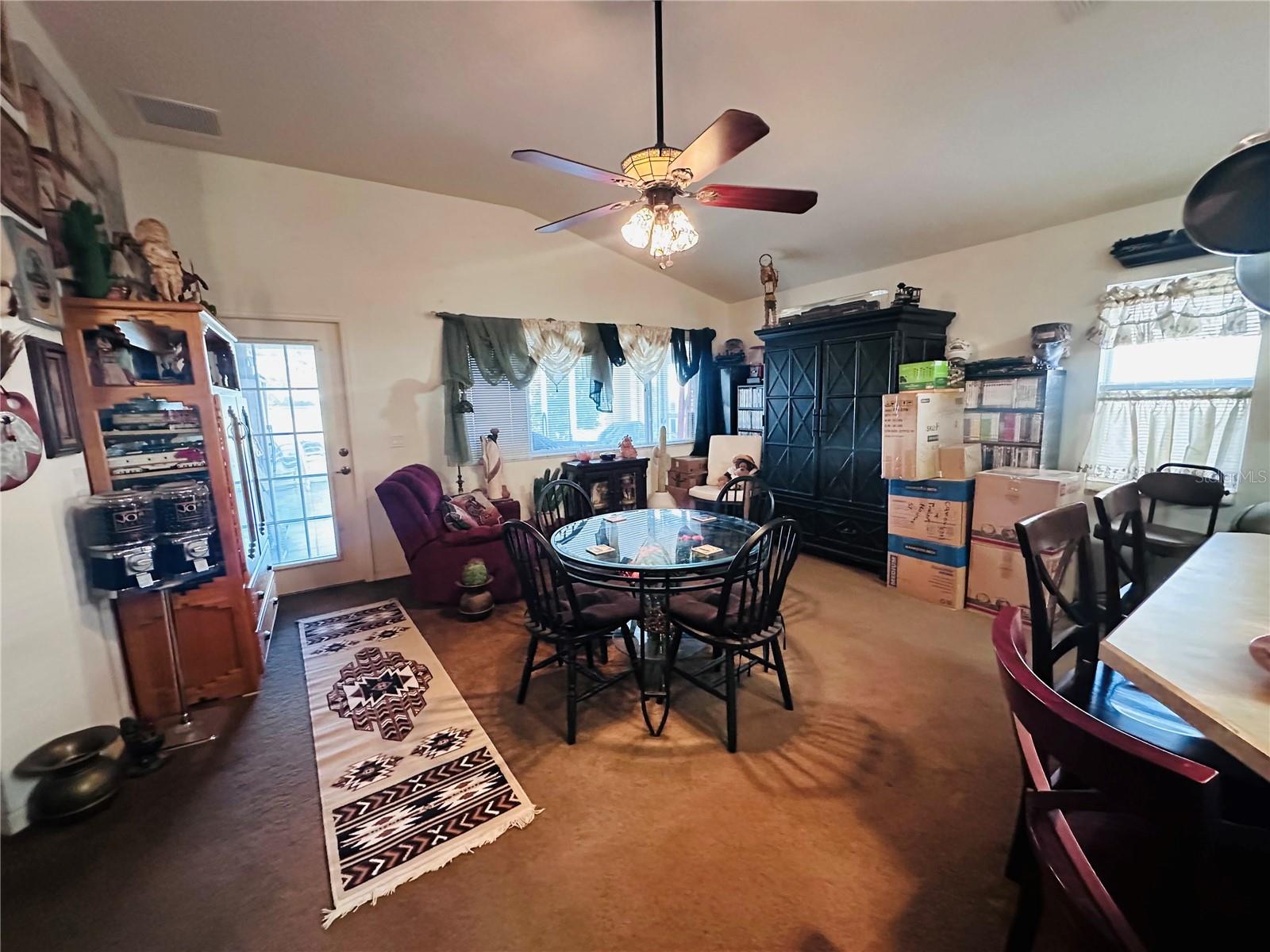 Image 6 of 14 For 9285 90th Street