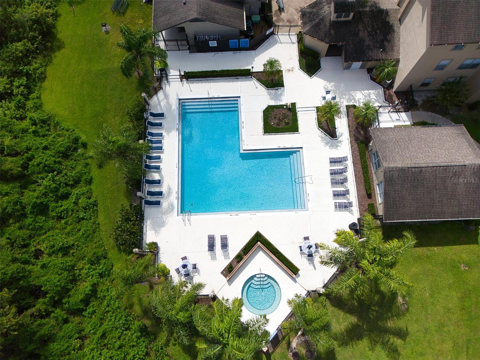 Image 23 of 36 For 637 Buoy Lane 203