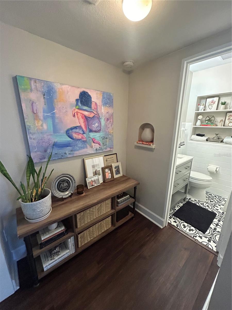 Image 18 of 19 For 1115 Yates Street