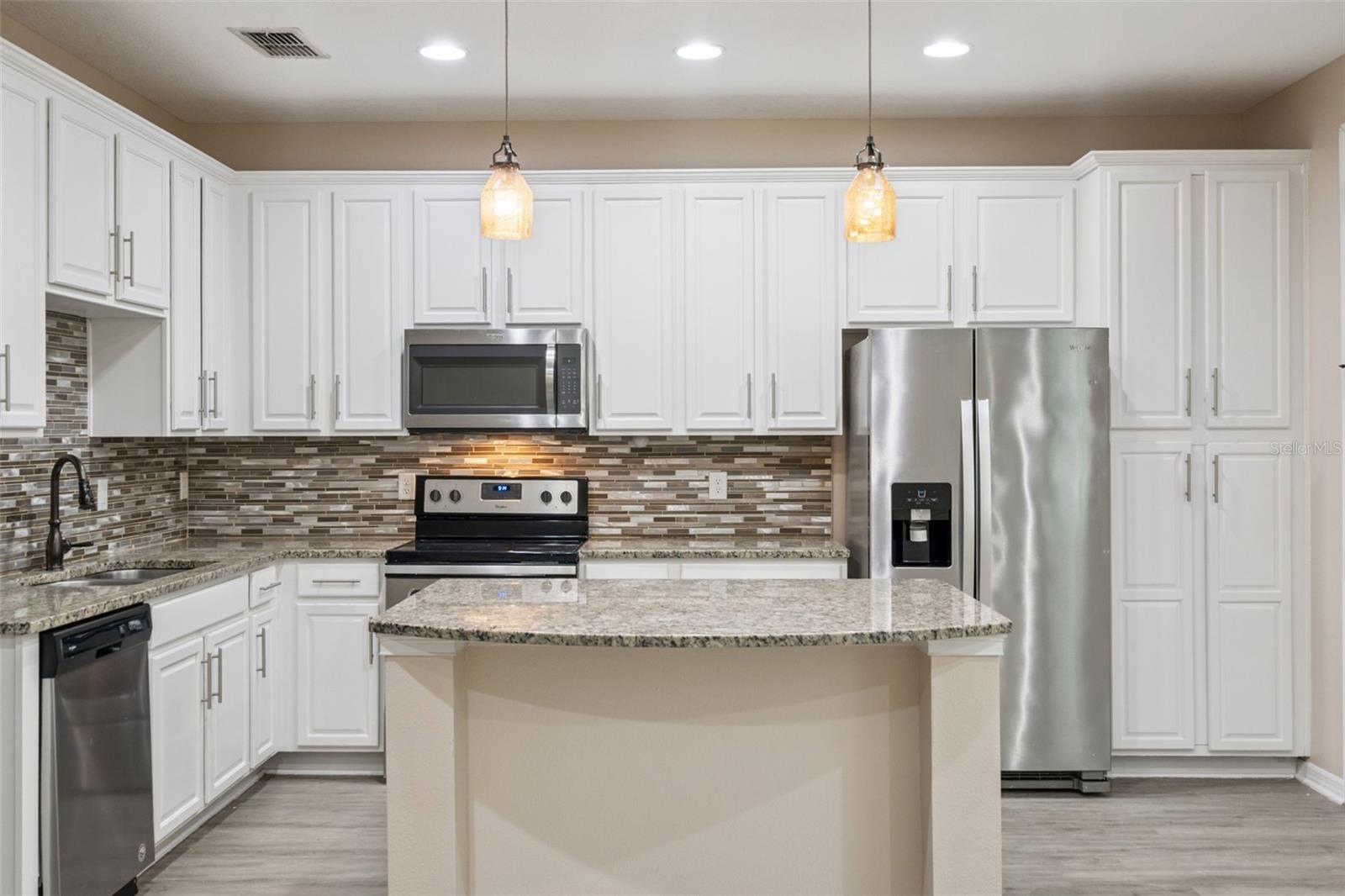 Image 8 of 45 For 14410 Swanley Street