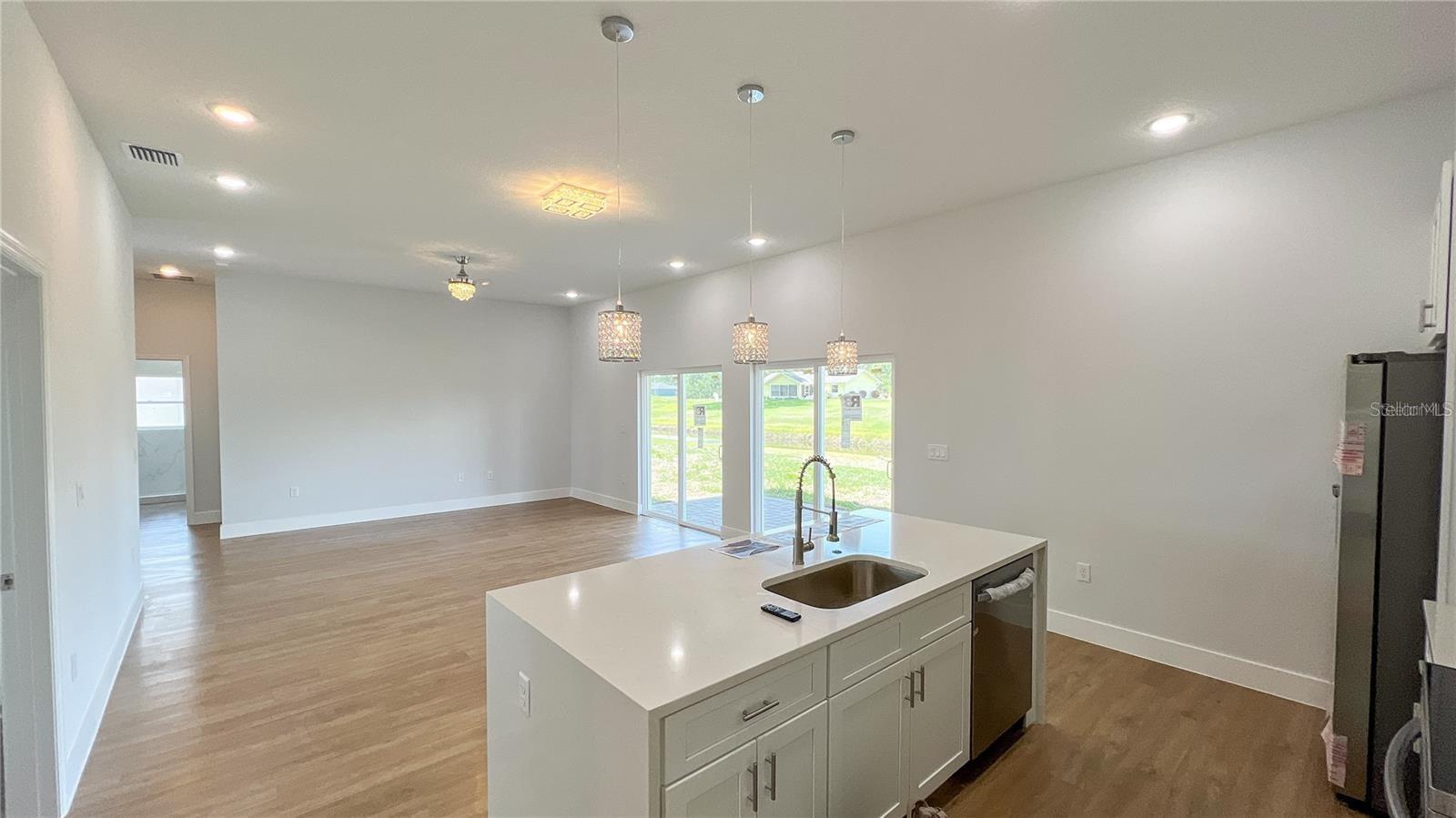 Image 6 of 29 For 6741 Heavitree Drive