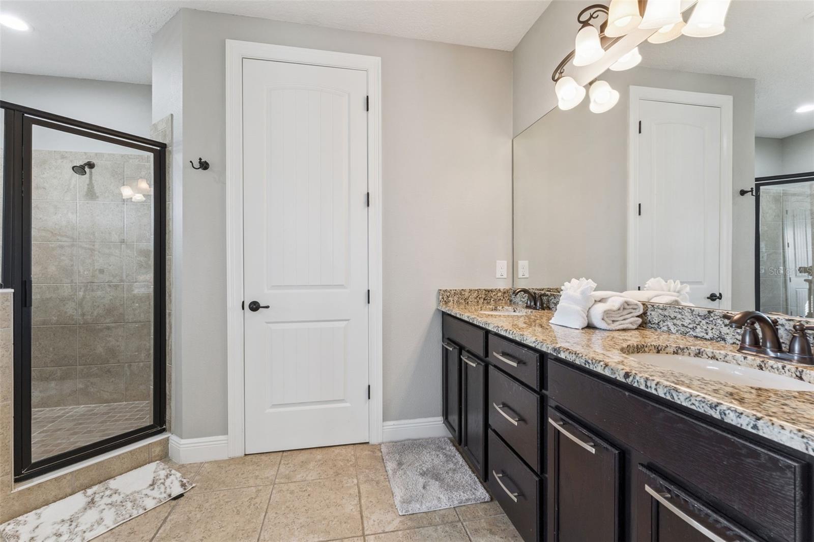 Image 8 of 22 For 1176 Castle Pines Court