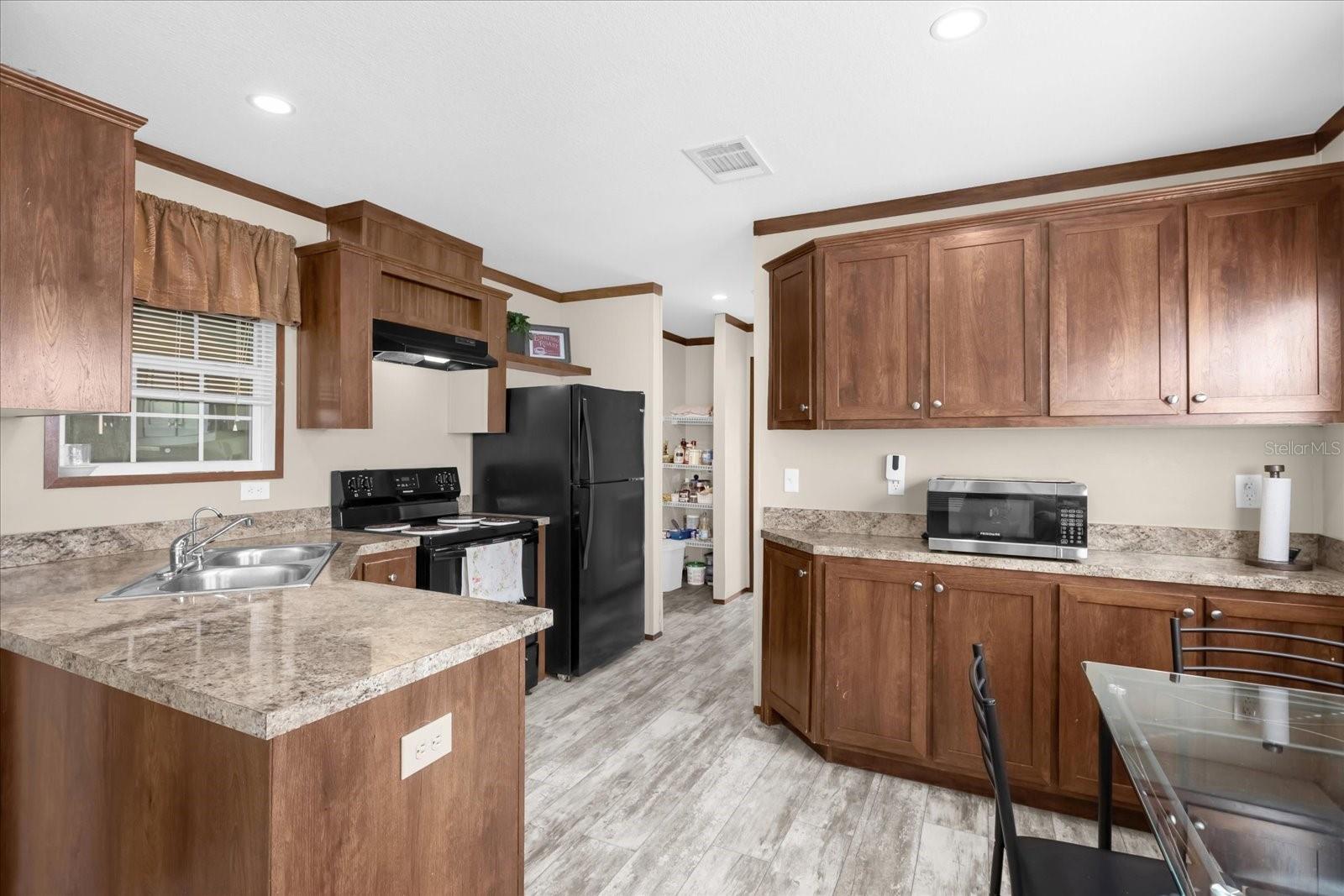 Image 5 of 27 For 13801 2nd Place