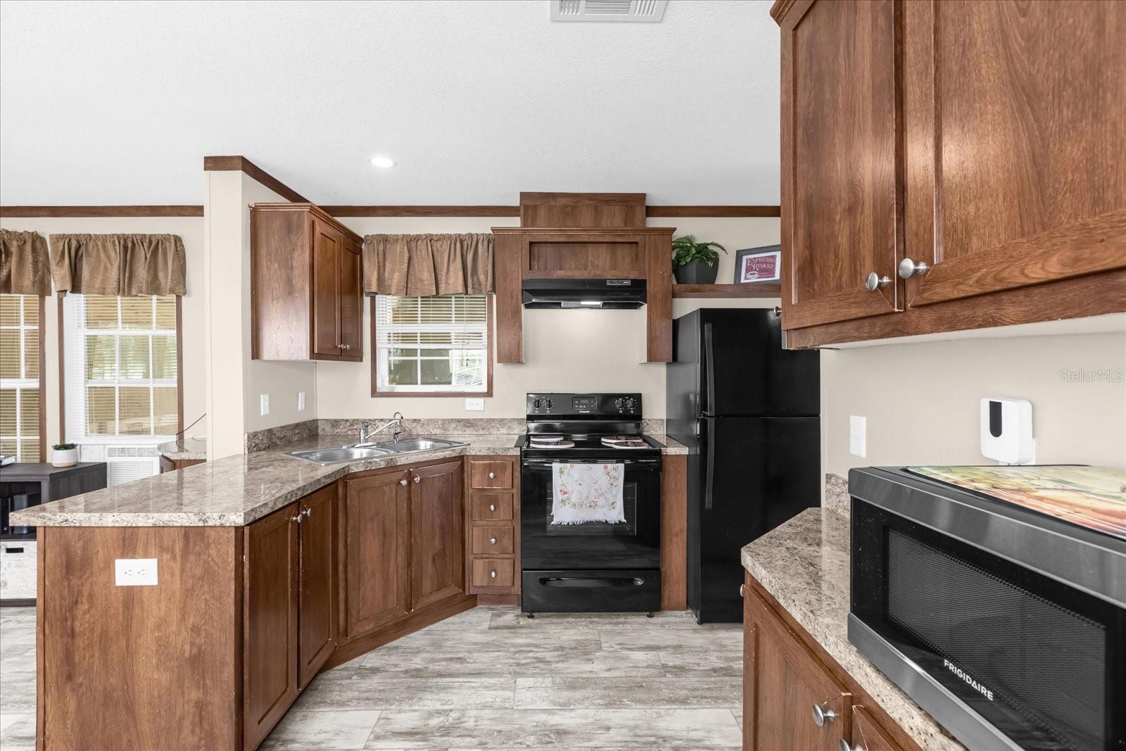 Image 6 of 27 For 13801 2nd Place