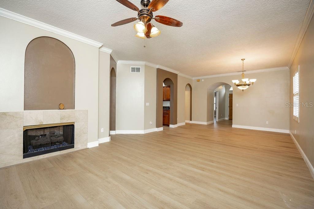 Image 14 of 38 For 2232 Westbourne Drive