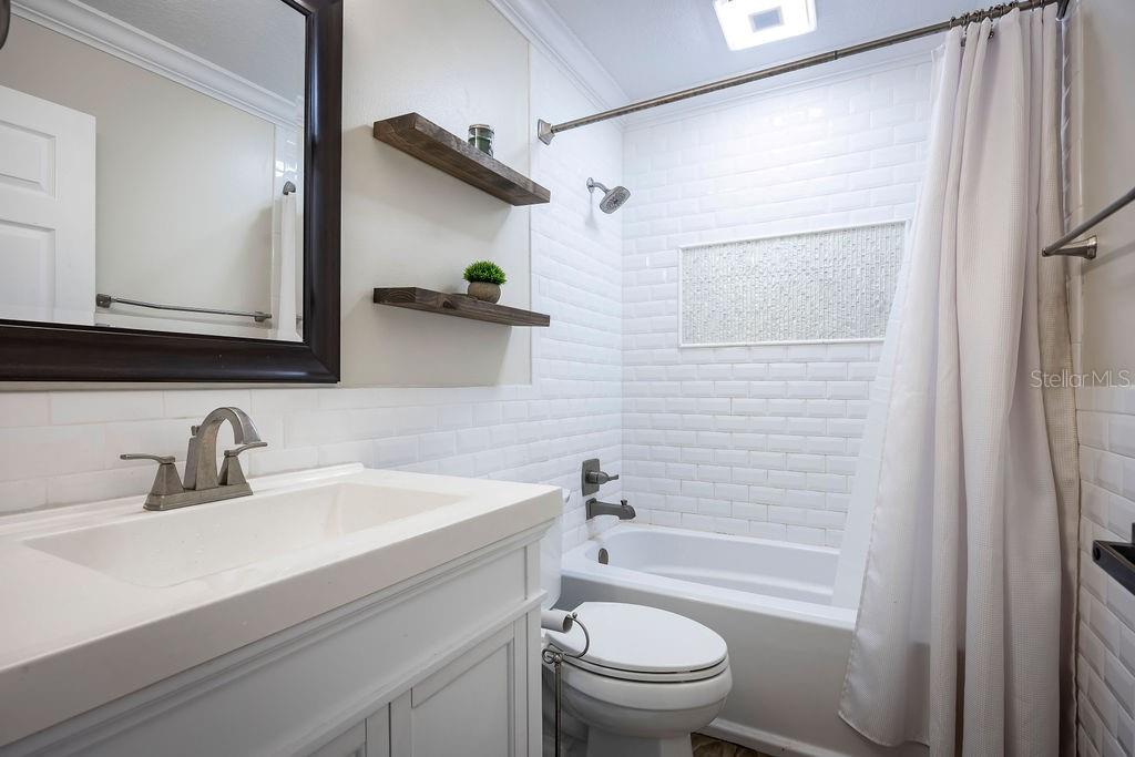 Image 16 of 38 For 2232 Westbourne Drive