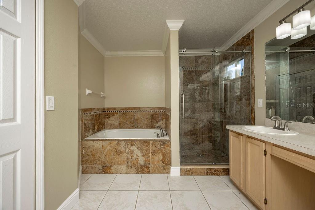 Image 24 of 38 For 2232 Westbourne Drive