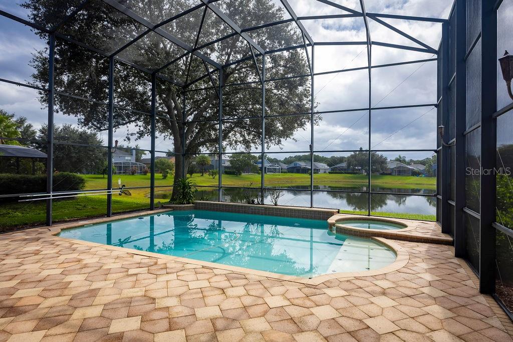 Image 28 of 38 For 2232 Westbourne Drive