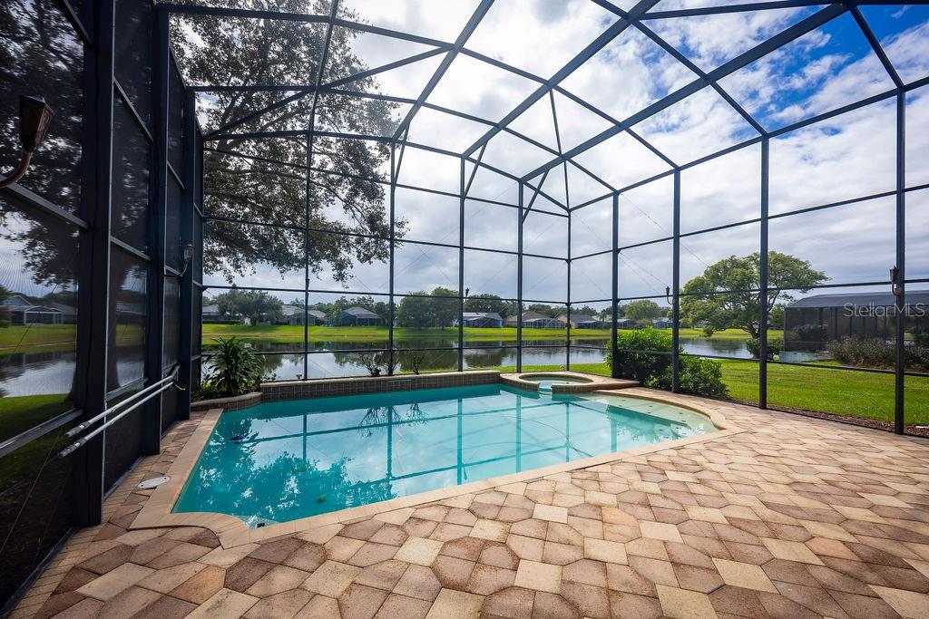 Image 30 of 38 For 2232 Westbourne Drive