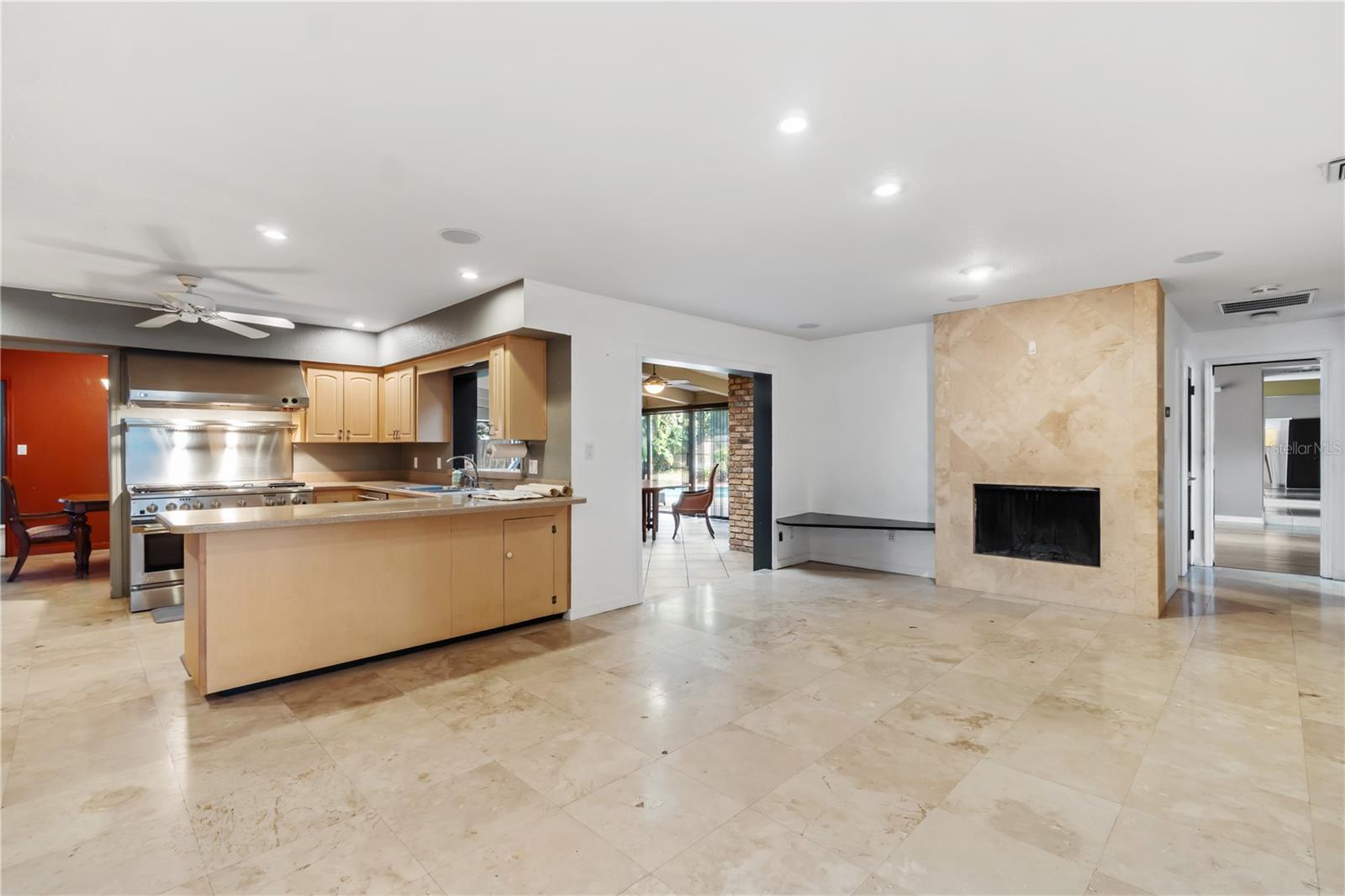 Image 14 of 48 For 51 Oakleigh Lane