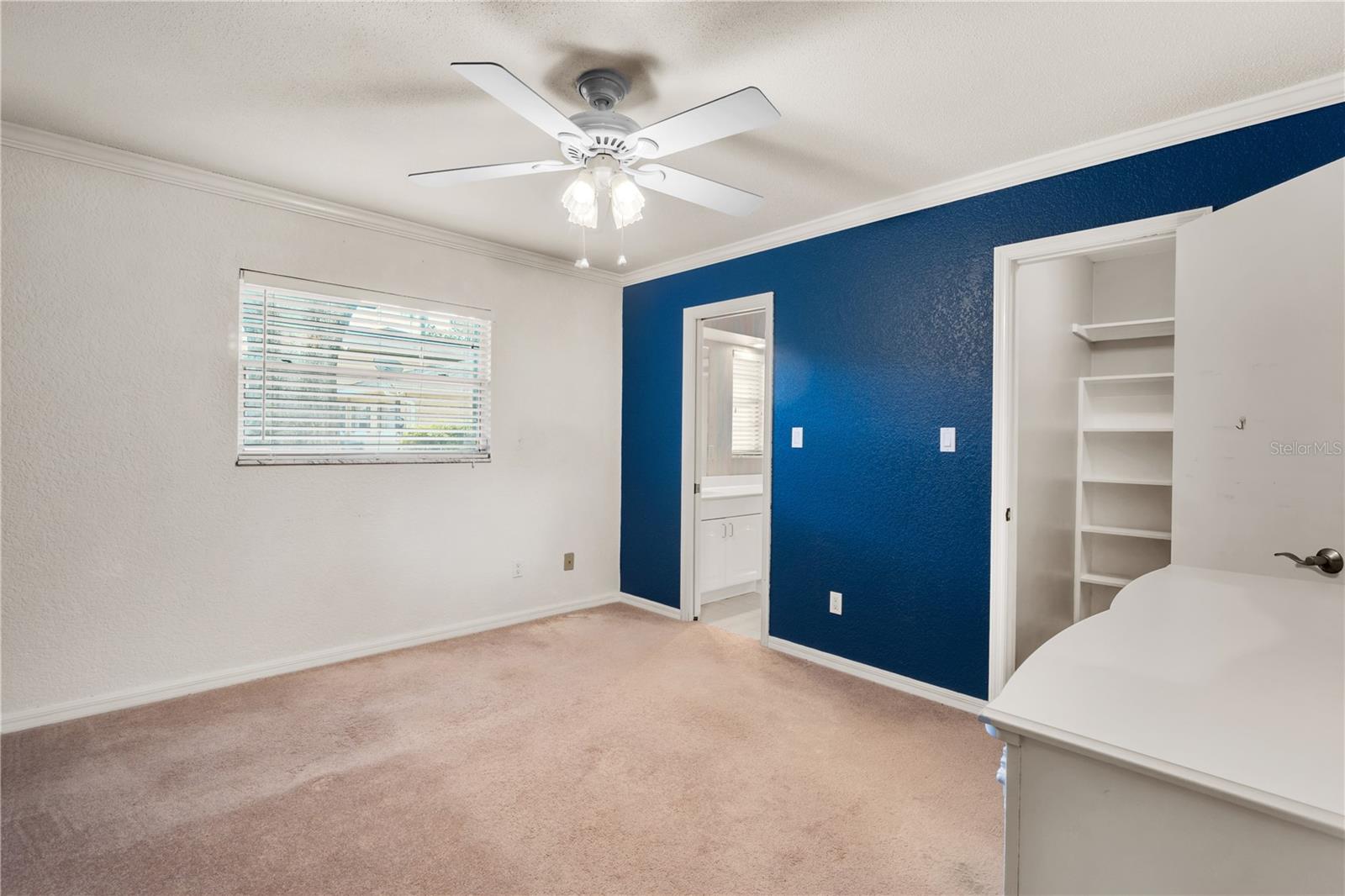Image 30 of 48 For 51 Oakleigh Lane