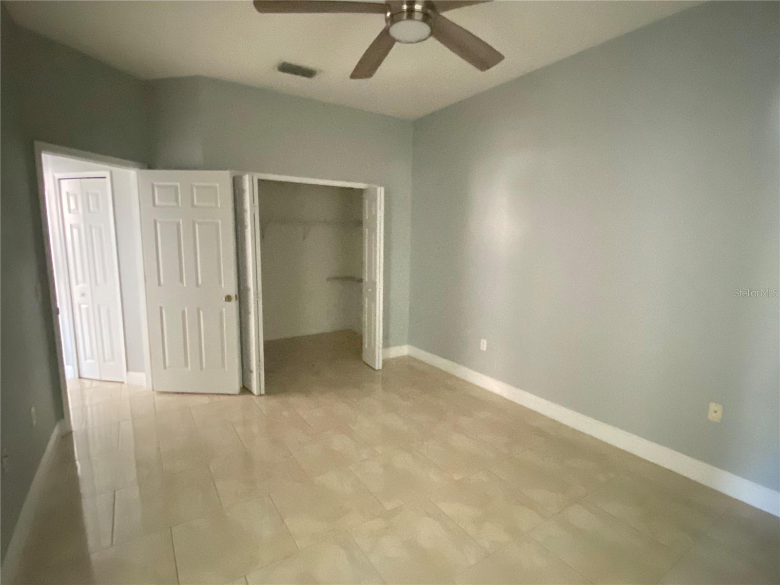 Image 12 of 26 For 2467 Huron Circle