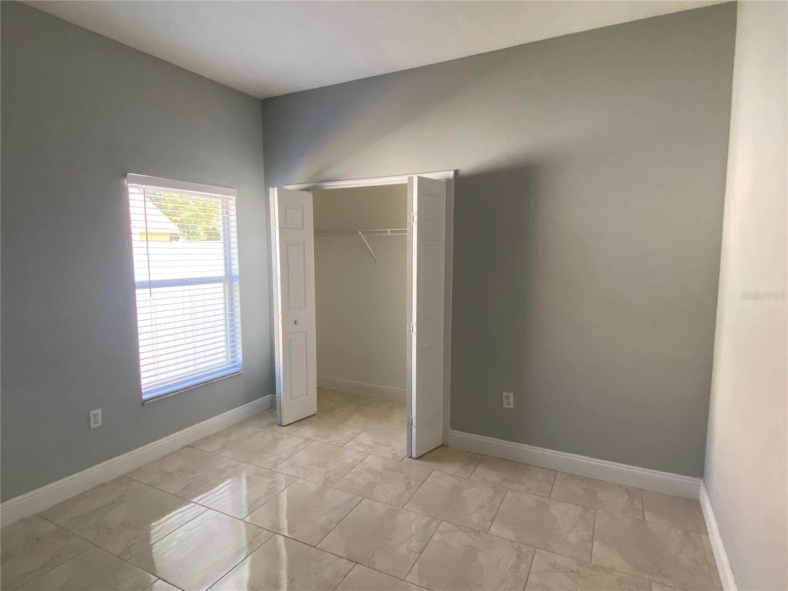 Image 15 of 26 For 2467 Huron Circle