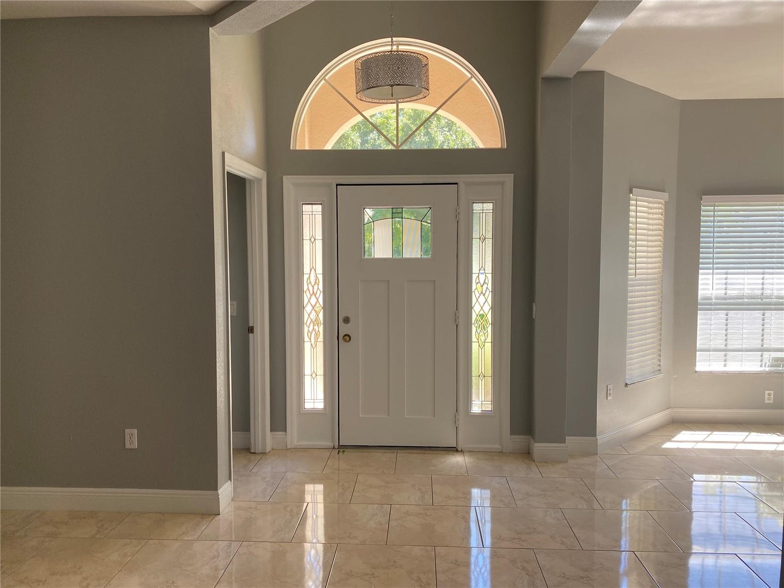 Image 2 of 26 For 2467 Huron Circle