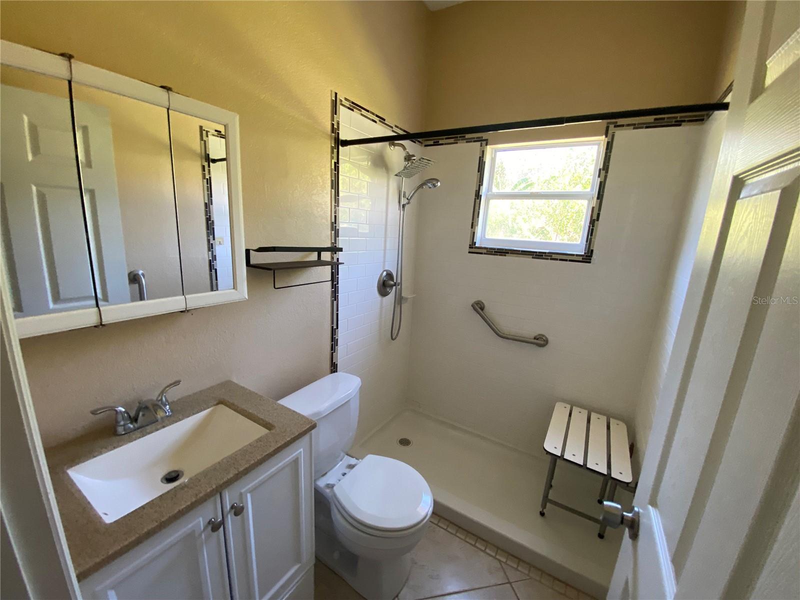 Image 23 of 26 For 2467 Huron Circle